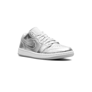 Jordan - Tenis Air Jordan 1 Low SE Metallic Silver